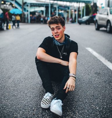 Zach Herron biography