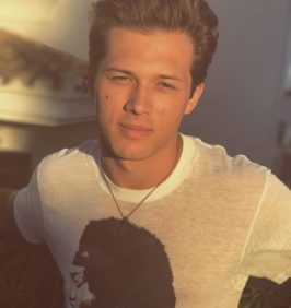 Leo Howard