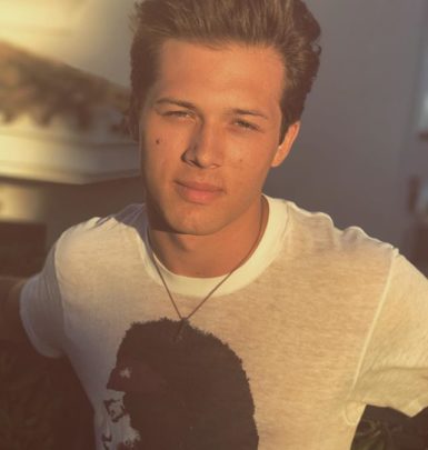 Leo Howard biography