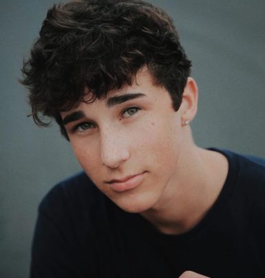 Hunter Rowland biography