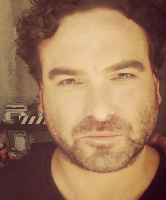 Johnny Galecki biography