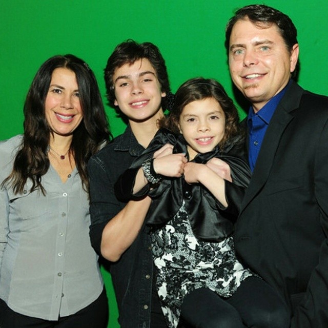 Giny Rodriquez Toranzo mother Jake T. Austin