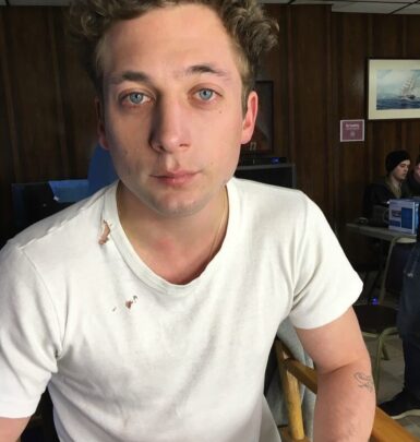 Jeremy Allen White biography