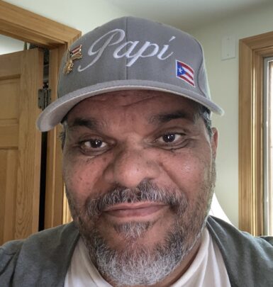 Luis Guzman biography